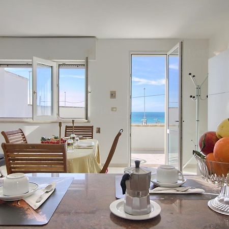 Front Beach Torre Mozza Exterior foto