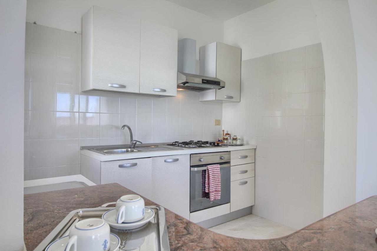 Front Beach Torre Mozza Exterior foto